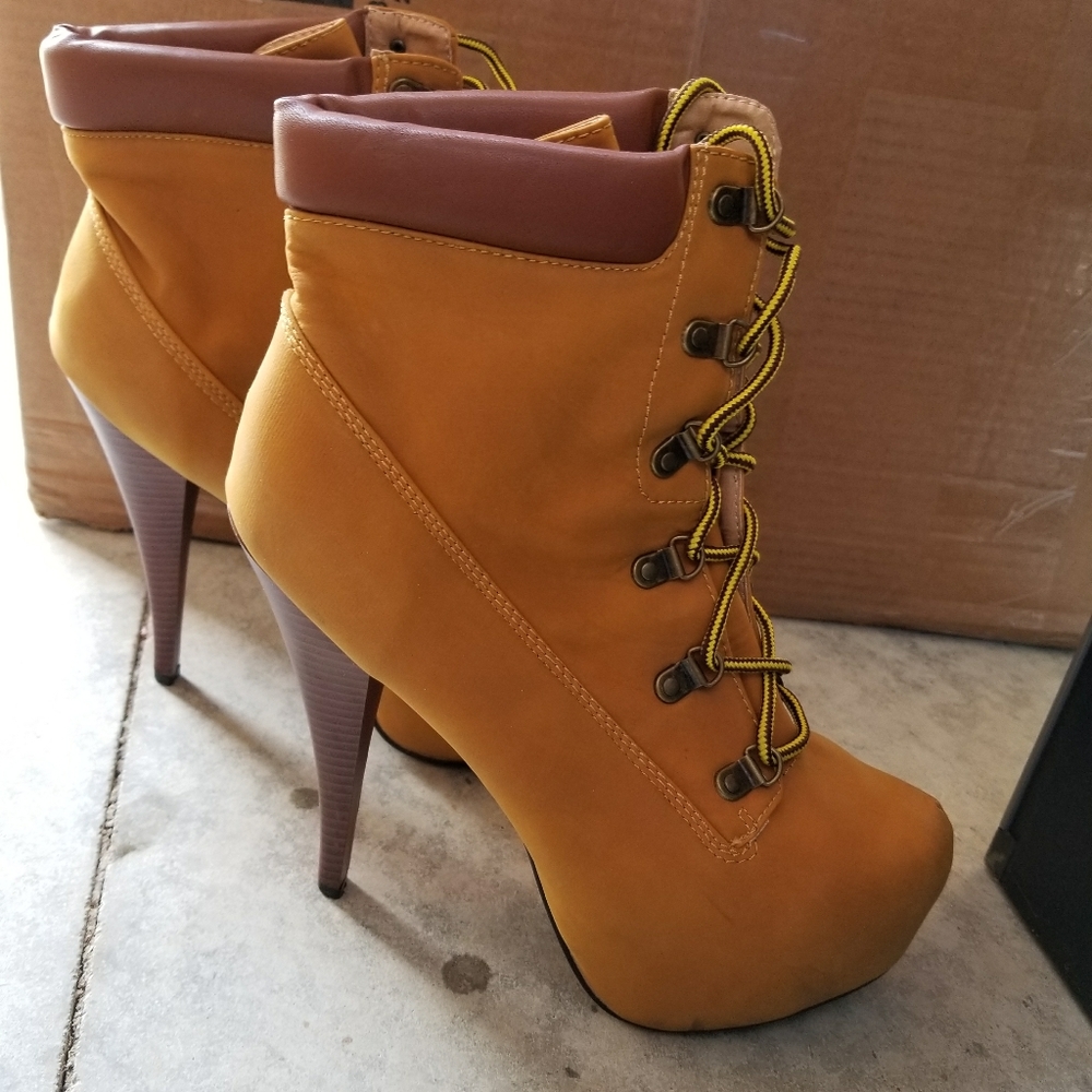 High heel hiking boots similar to Zigi Soho Z-Jo